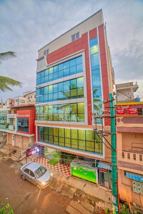Redkey Inn Hotel Near Bangalore Airport Airport Pickup & Drop Available 24X7 Yelahanka Exterior photo